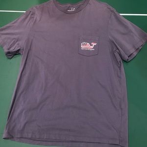 Large Vineyard Vines T-Shirt